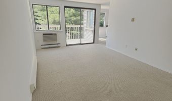 7 Padanaram Rd J221, Danbury, CT 06811