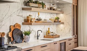 3301 Lincoln St, Carlsbad, CA 92008