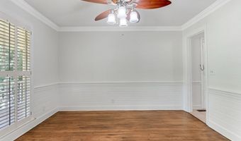 2420 E Alberson Dr, Albany, GA 31721