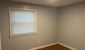 7 Metroview Ct, Ann Arbor, MI 48108