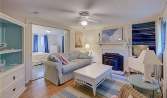 47 Wake Robin Trl, Narragansett, RI 02874