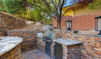 47 Soaring Bird Ct, Las Vegas, NV 89135