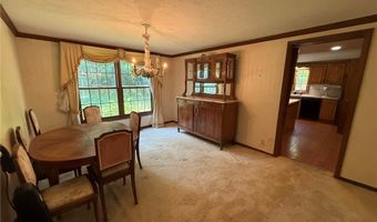 6400 Juniper Dr, Amherst, OH 44001