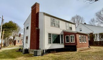 304 Plymouth St, Athens, WV 24712