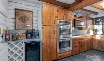 16 Decker Dr, Asheville, NC 28803