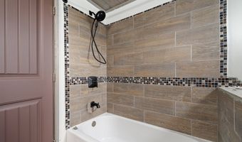 215 S 11TH St, Aransas Pass, TX 78336