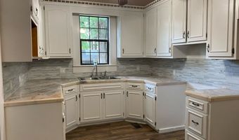 709 COLLEGE St, Bainbridge, GA 39817