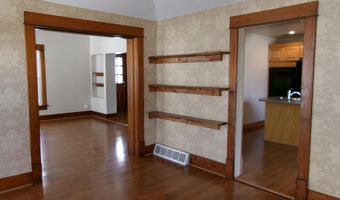 102 E 12th St, Atlantic, IA 50022