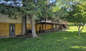 340 E Spring St, Bloomfield, IN 47424