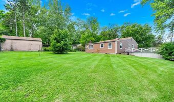 425 Bush Dr, Ballwin, MO 63021