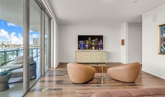 3300 NE 188th St 318, Aventura, FL 33180