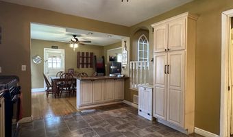 601 5th St, Brodhead, WI 53520
