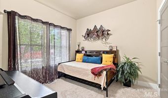 857 N River Path Ln, Boise, ID 83703