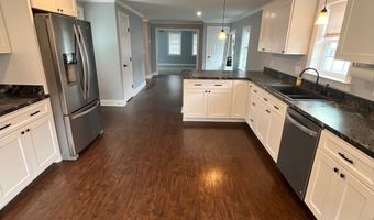 112 E MAIN St, Felton, DE 19943