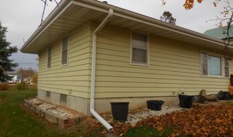 603 Cedar St, Adair, IA 50002