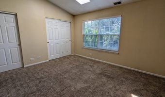 1379 Grandview Ct, Algonquin, IL 60102
