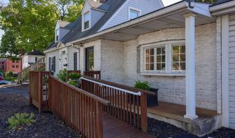 101 S 7TH St, Akron, PA 17501