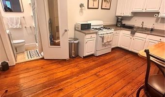 34 Farewell St 3, Newport, RI 02840