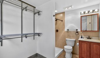 700 N HOLLY Dr, Annapolis, MD 21409