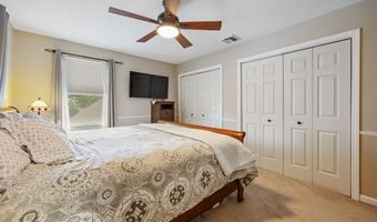 5 Smith Pl, Cheshire, CT 06410