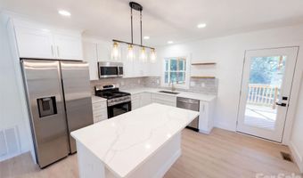4200 Abbeydale Dr, Charlotte, NC 28205