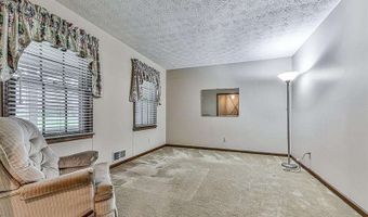 4445 Moon Sta, Acworth, GA 30101