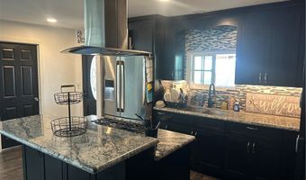 320 N Park Vis 28, Anaheim, CA 92806