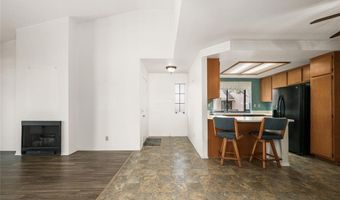3530 W Sweetbay Ct D, Anaheim, CA 92804