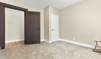 587 Robert Henry St, Macon, GA 31206