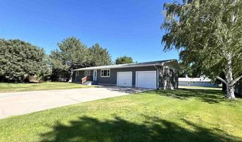 105 E 13TH St, Bayard, NE 69334