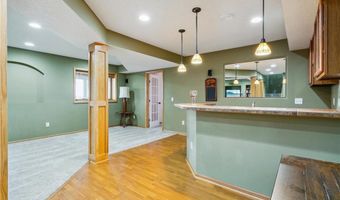 13896 Fallbrook Ct, Apple Valley, MN 55124