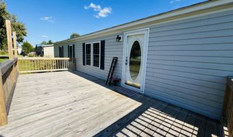 629 Old Snow Hill Rd, Ayden, NC 28513