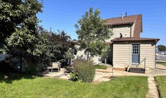 1206 3rd Ave, Alton, IA 51003
