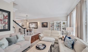 705 LYLES Ln, Alexandria, VA 22314