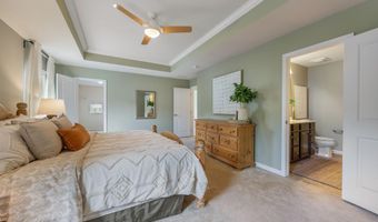 41833 WALDEN KNOLL Ct, Aldie, VA 20105