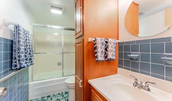 4221 ELIZABETH Ln, Annandale, VA 22003
