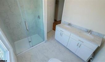 38 N Iowa Ave, Atlantic City, NJ 08401