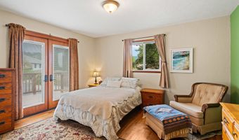 905 BARBRA Ln, Brookings, OR 97415