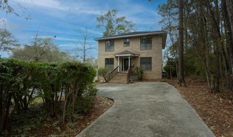 816 E Lakeshore Dr, Carriere, MS 39426