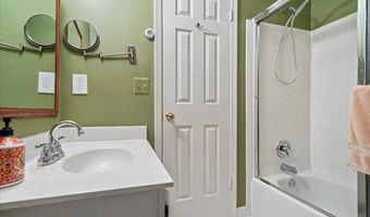 10109 LANGHORNE Ct, Bethesda, MD 20817