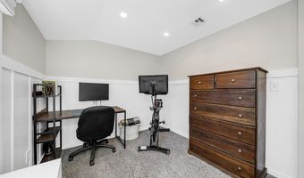 37 Hillcrest Ave, Beverly, MA 01915