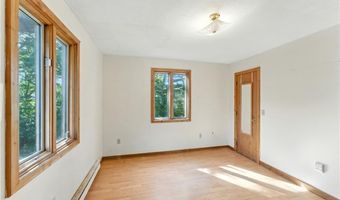 130 S Niantic Dr, Charlestown, RI 02813