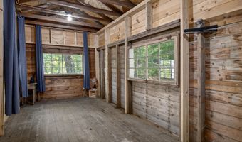 51 Leavitt Hill Rd, Ashland, NH 03217