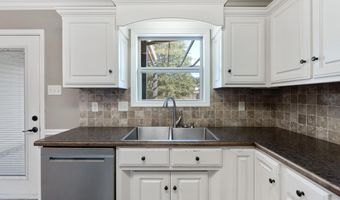 236 Creek View Dr, Austin, AR 72007