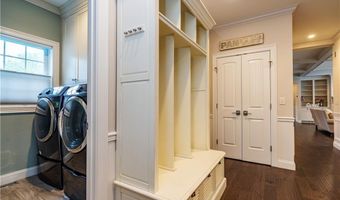 201 Rodman Ln, North Kingstown, RI 02852