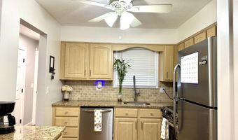 25 Padanaram Rd 63, Danbury, CT 06811