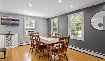 44 McQuade Brook Rd, Bedford, NH 03110