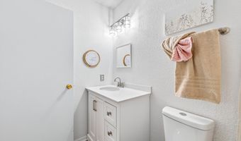 8138 Maple Stream Blvd, Indianapolis, IN 46217