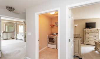 1661 Devonshire Ave, Avon, IN 46123