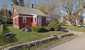 553 Center St, Auburn, ME 04210